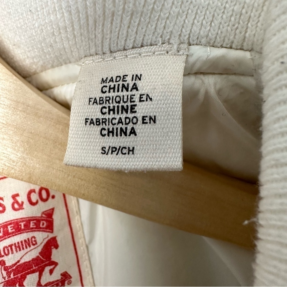 LEVIS SHERPA LINED  PUFFER JACKET WOMENS SIZE S | OFF-WHITE EXCELLENT CONDITION - Picture 5 of 6